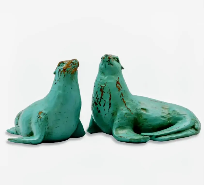 “Andrea” Large sea lion sculpture