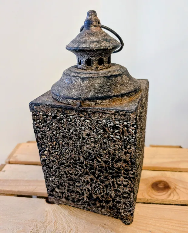 Square moorish lantern