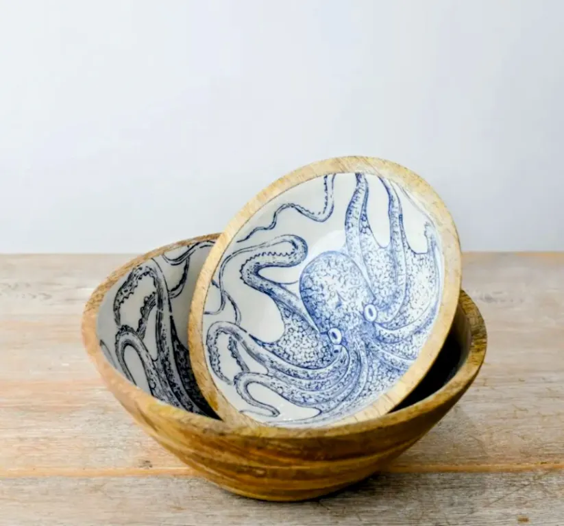 Wooden octopus bowl 23cm